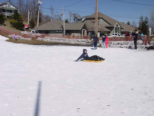 sledding_spring