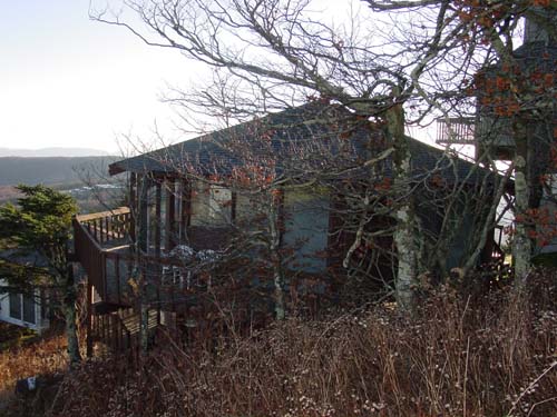 house_from_up_slope